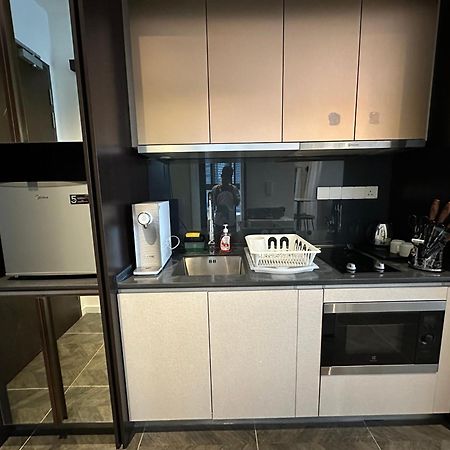 Scarletz Suites Klcc By Numa Kuala Lumpur Esterno foto