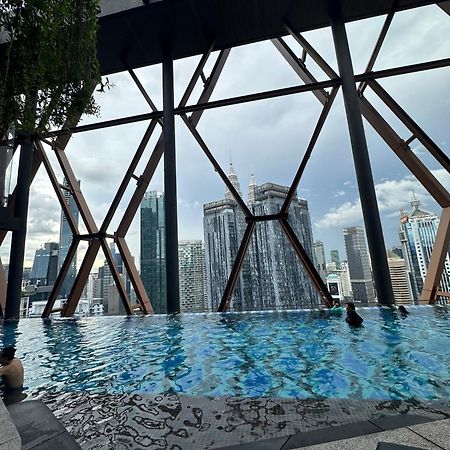 Scarletz Suites Klcc By Numa Kuala Lumpur Esterno foto