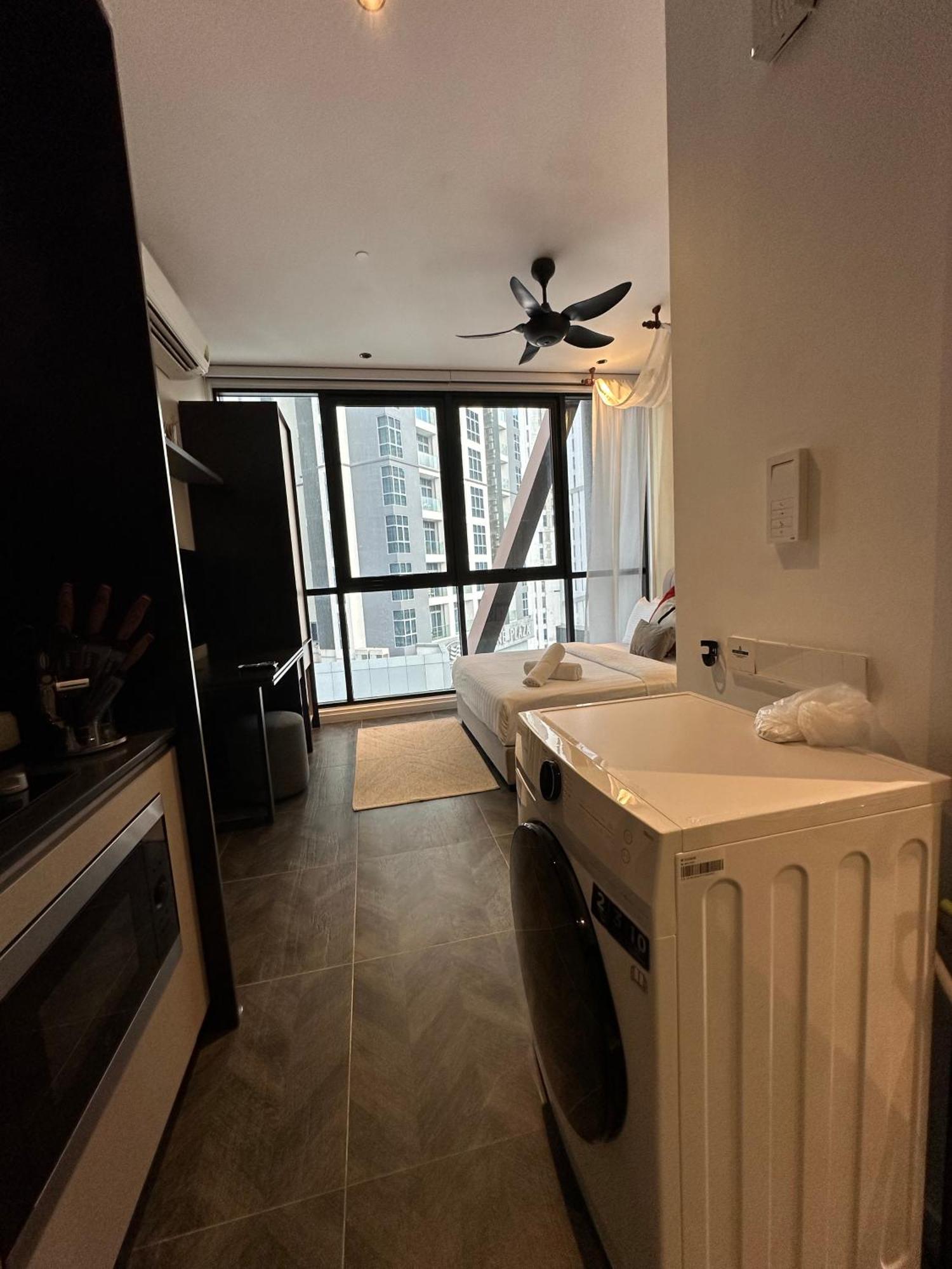 Scarletz Suites Klcc By Numa Kuala Lumpur Esterno foto