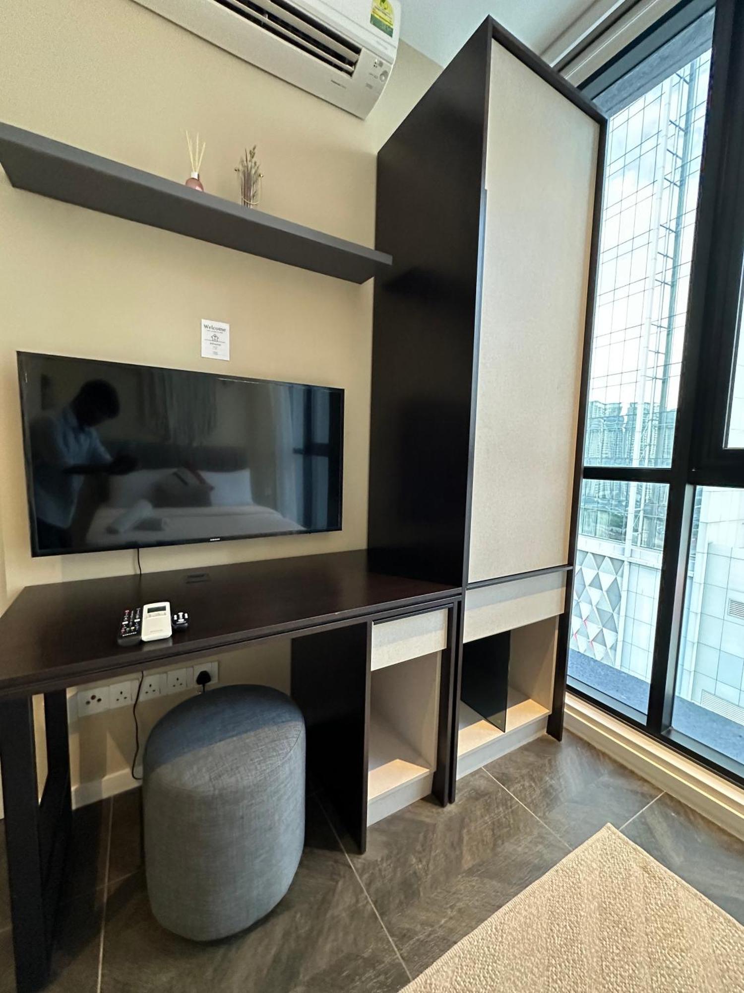 Scarletz Suites Klcc By Numa Kuala Lumpur Esterno foto