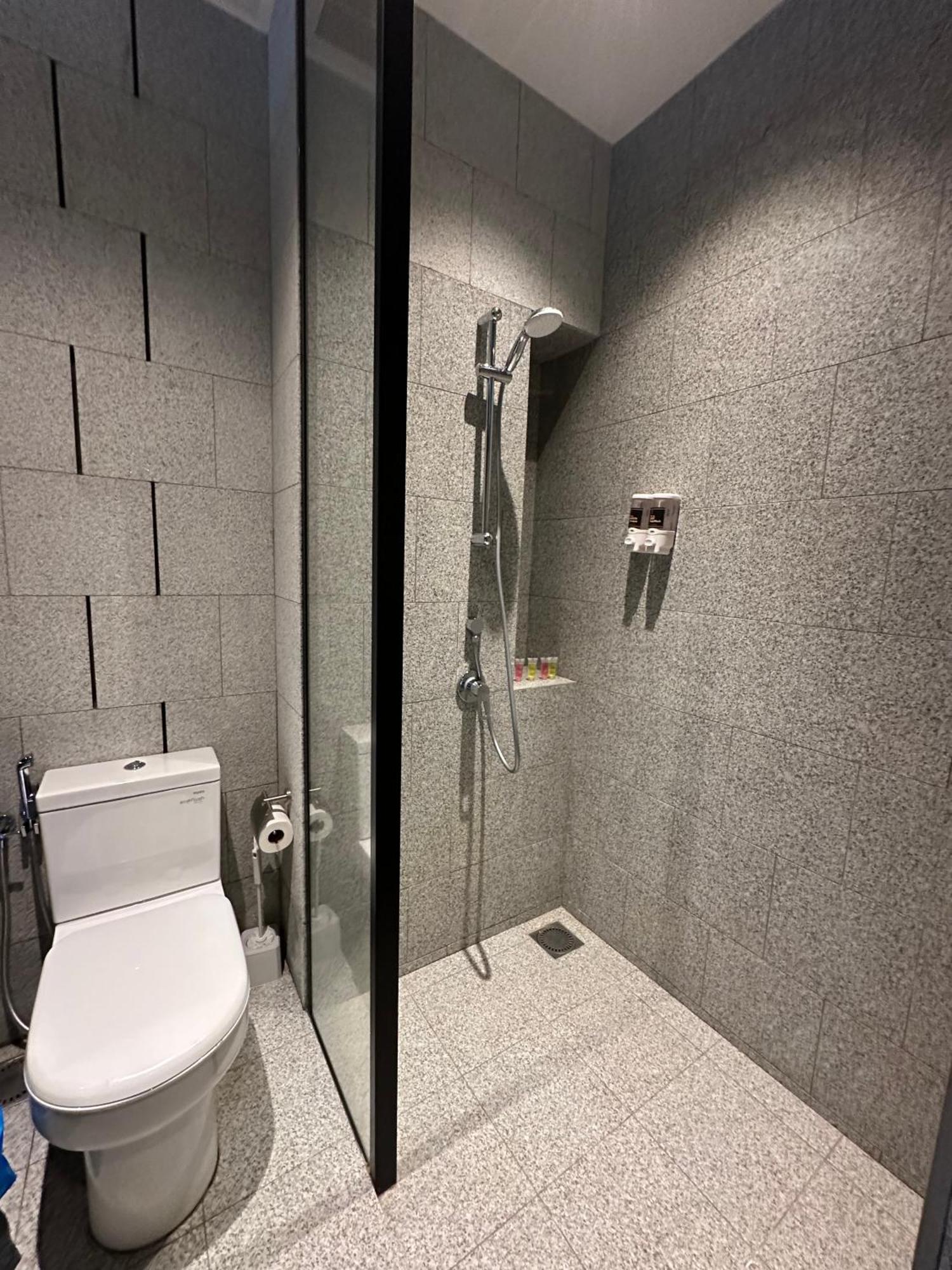 Scarletz Suites Klcc By Numa Kuala Lumpur Esterno foto